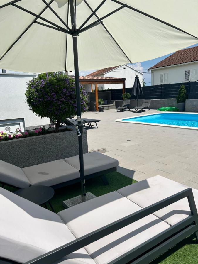 Villa Apartments Aa 1 Trogir Exterior foto