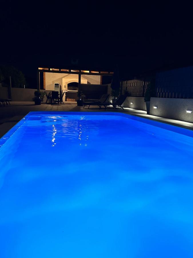 Villa Apartments Aa 1 Trogir Exterior foto