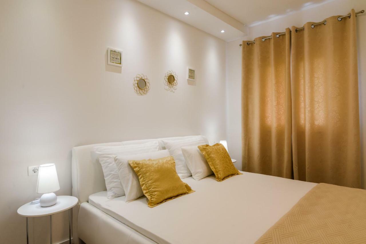 Villa Apartments Aa 1 Trogir Exterior foto