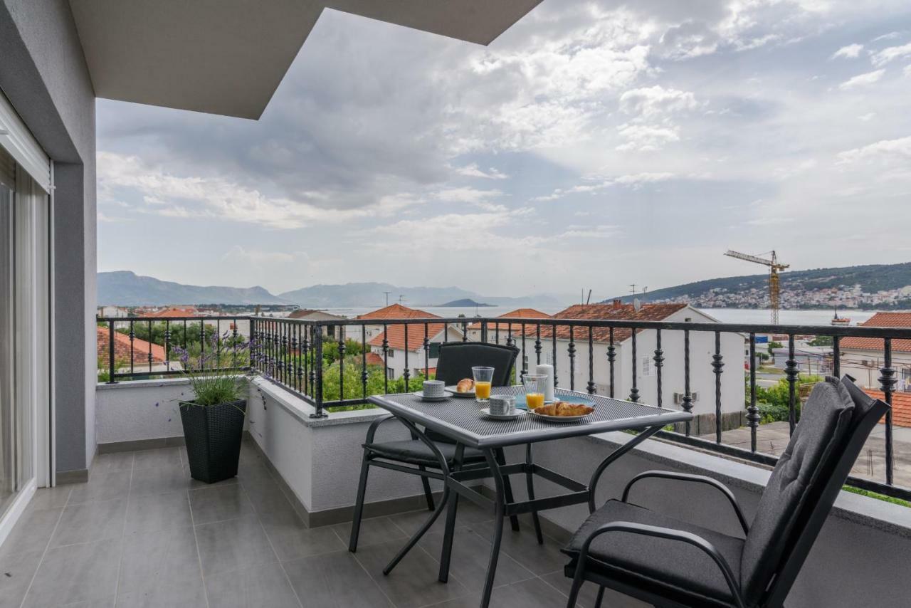 Villa Apartments Aa 1 Trogir Exterior foto