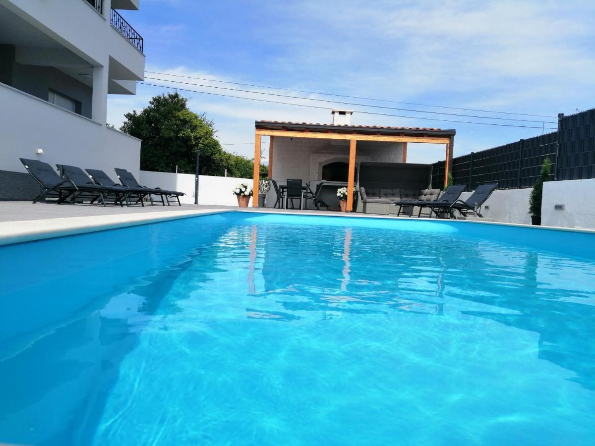 Villa Apartments Aa 1 Trogir Exterior foto